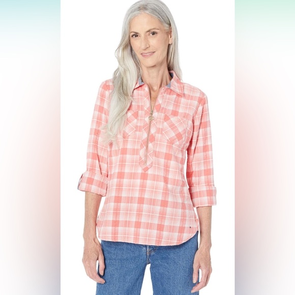 Tommy Hilfiger Tops - Tommy Hilfiger Women's Long Sleeve Half Zip Roll Tab Popover shirt/size L